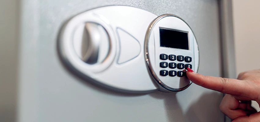 Jewelry Safe Cracking in Elverta, California