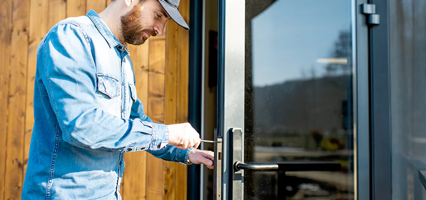 Frameless Glass Storefront Door Locks Replacement in Elverta, CA